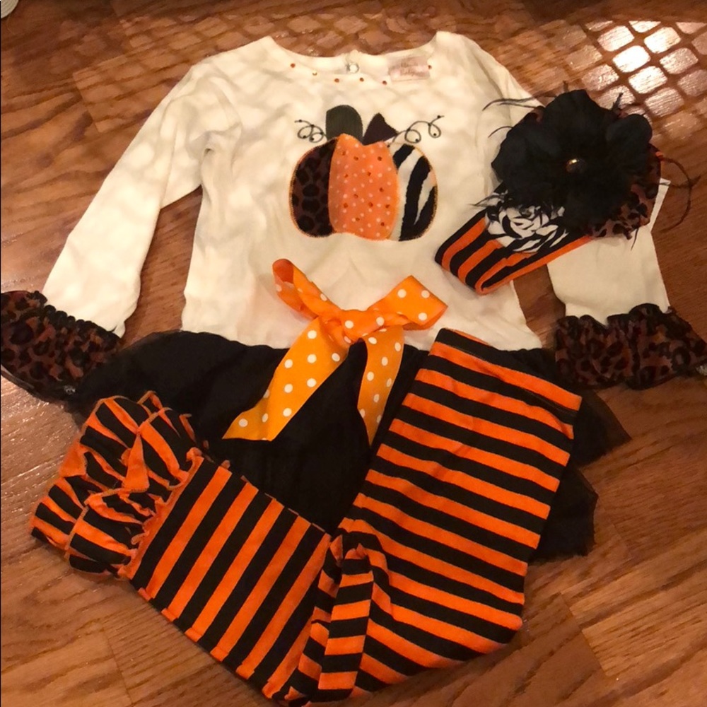 Haute Baby Set 4t NWT and headband